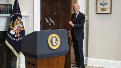 Biden “worried” that turmoil in Congress could disrupt US aid to Ukraine