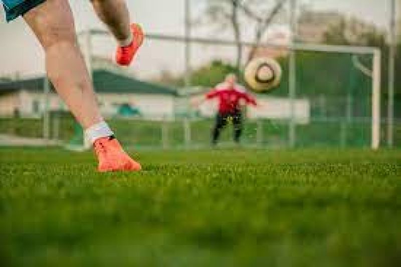 "The Art of Scoring: Studying the Techniques and Skillsets of Top Strikers"